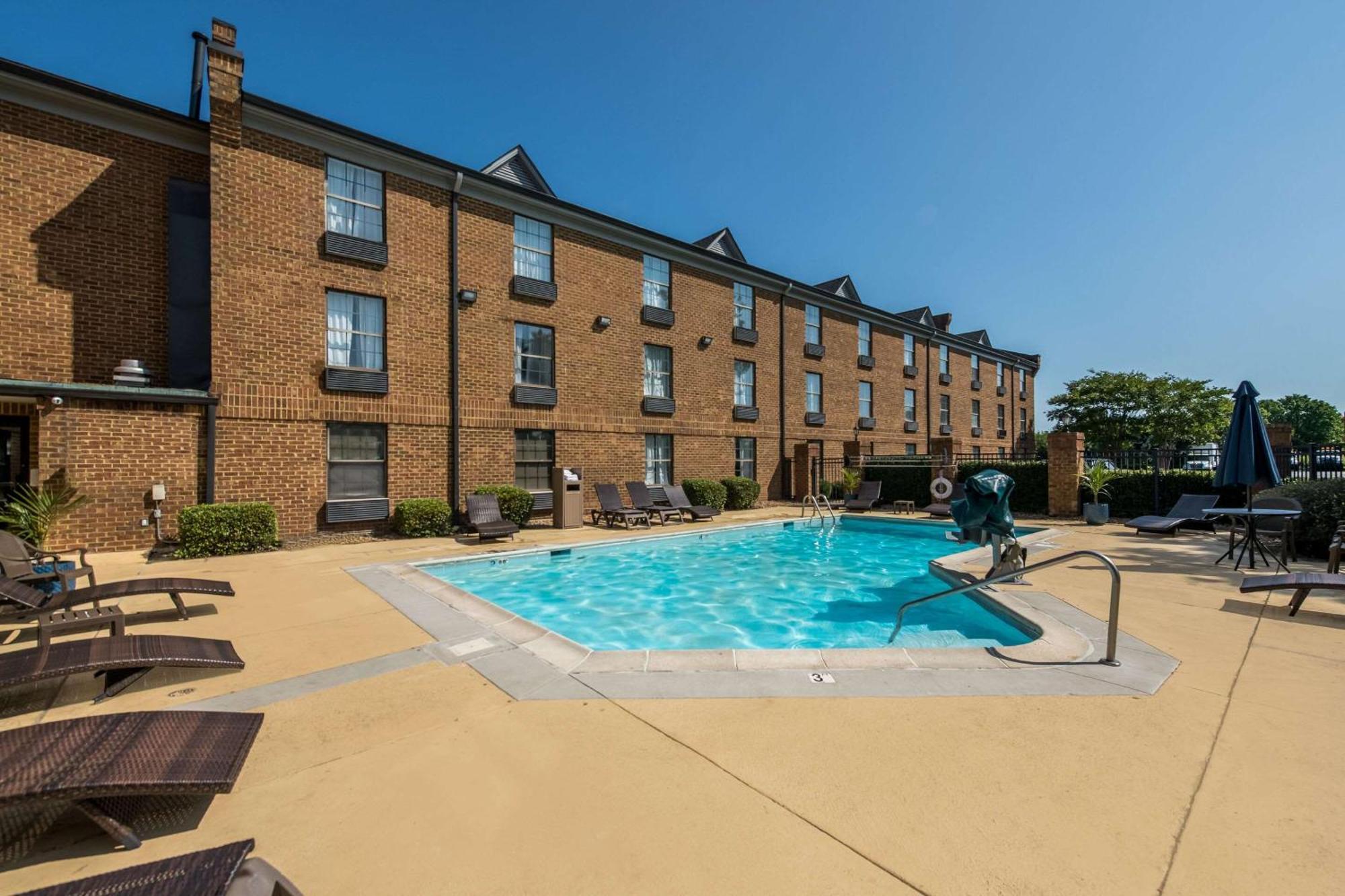 Comfort Inn Newport News - Hampton I-64 Εξωτερικό φωτογραφία