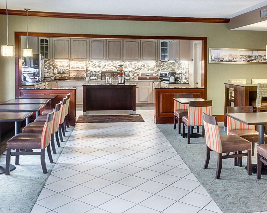 Comfort Inn Newport News - Hampton I-64 Εστιατόριο φωτογραφία